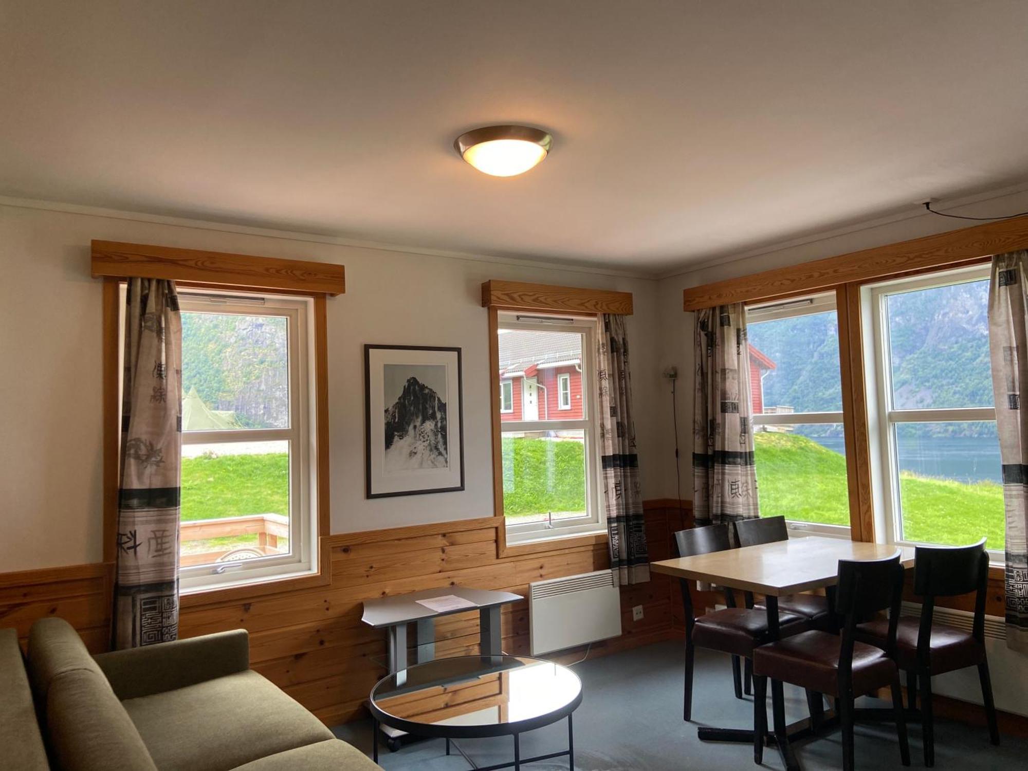 Winjum Apartments Aurland Stegastein Ngoại thất bức ảnh